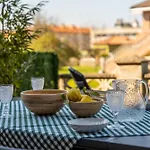 Cisneros Family House Garden Pool & Kids Area בית נופש