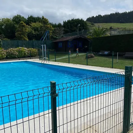 Dom wakacyjny Cisneros Family House Garden Pool & Kids Area Miengo