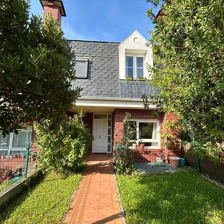 Cisneros Family House Garden Pool & Kids Area Dom wakacyjny *