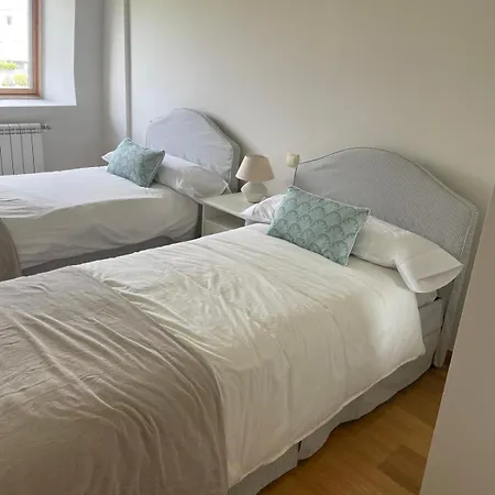 Dom wakacyjny Cisneros Family House Garden Pool & Kids Area *