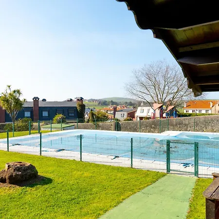 Cisneros Family House Garden Pool & Kids Area