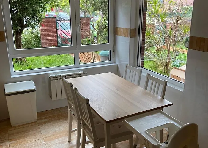 別荘 Cisneros Family House Garden Pool & Kids Area *