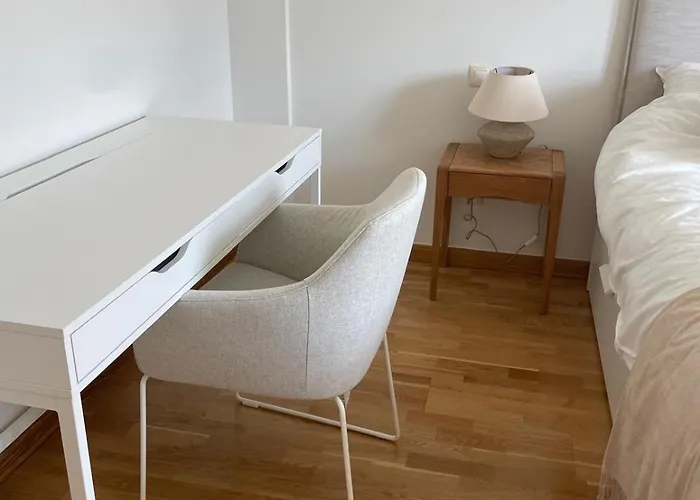 Cisneros Family House Garden Pool & Kids Area בית נופש