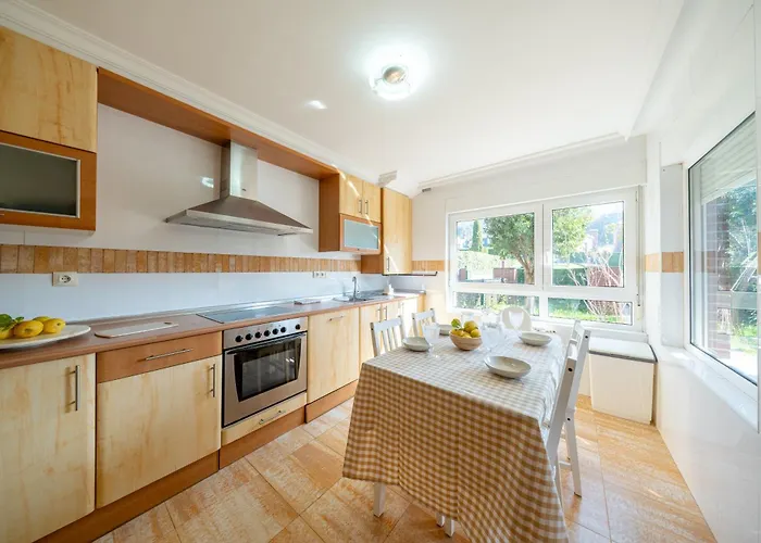 Cisneros Family House Garden Pool & Kids Area Prázdninový dům *