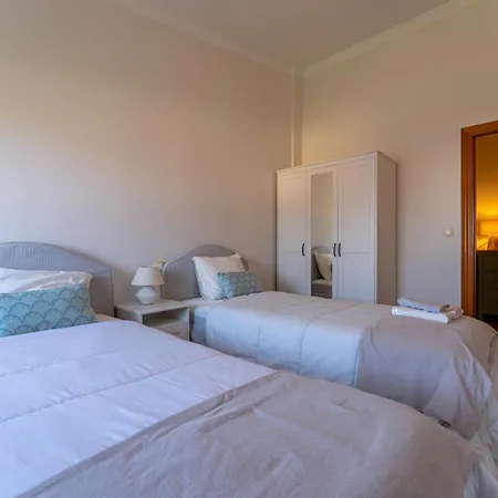 Cisneros Family House Garden Pool & Kids Area 別荘 Miengo