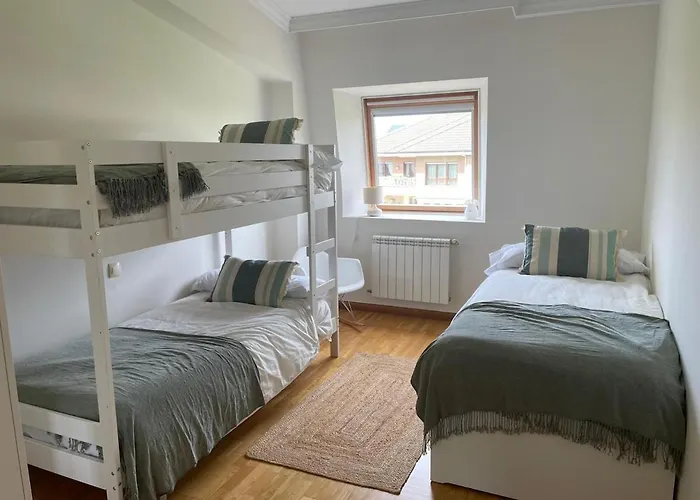 Cisneros Family House Garden Pool & Kids Area